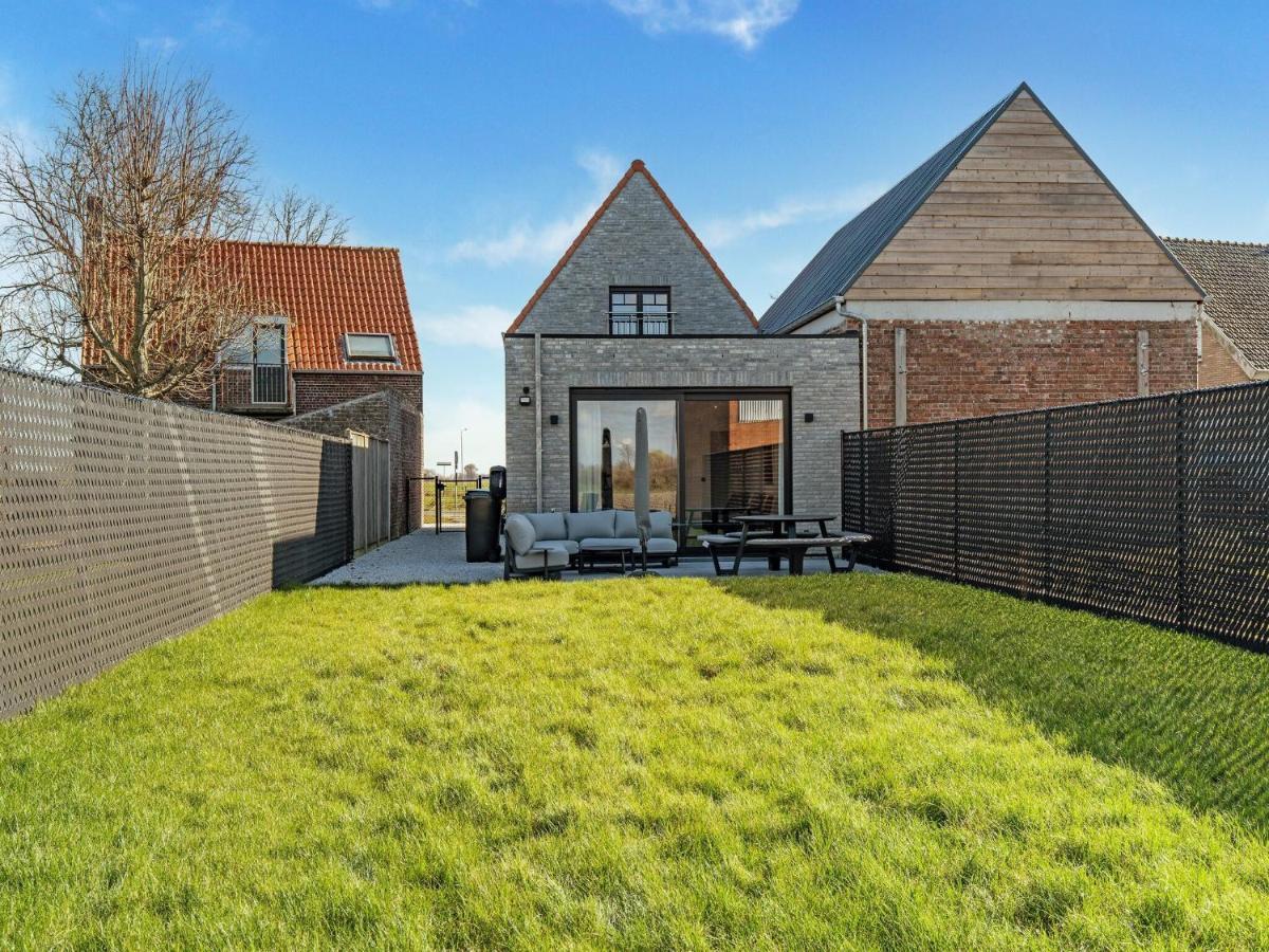Modern Holiday Home With Garden Аарденбург Экстерьер фото